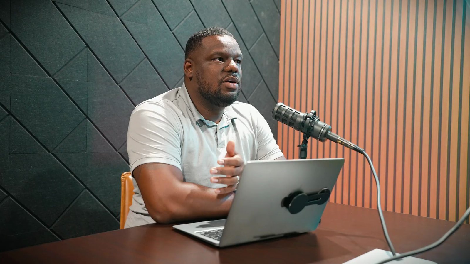 Daniel Pittman of Nevada Real Estate Group discussing guard-gated luxury communities in the Las Vegas Playbook studio
